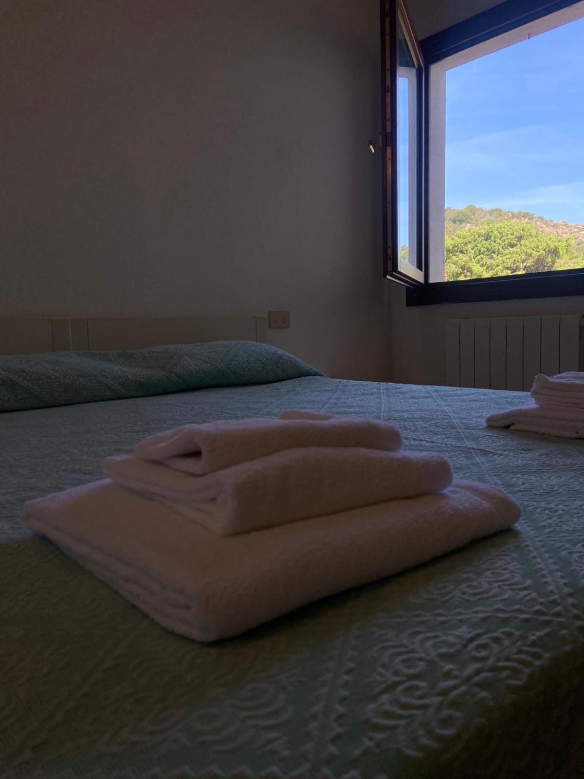 Domus Liscia Di Vacca Aparthotel Exteriör bild